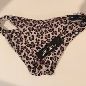 Never worn blackbough swim bottoms